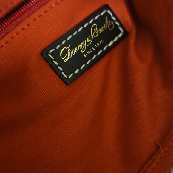 Dooney & Bourke Disney Mickey Comic Mini Barrel Bag – Rare - Picture 13 of 14